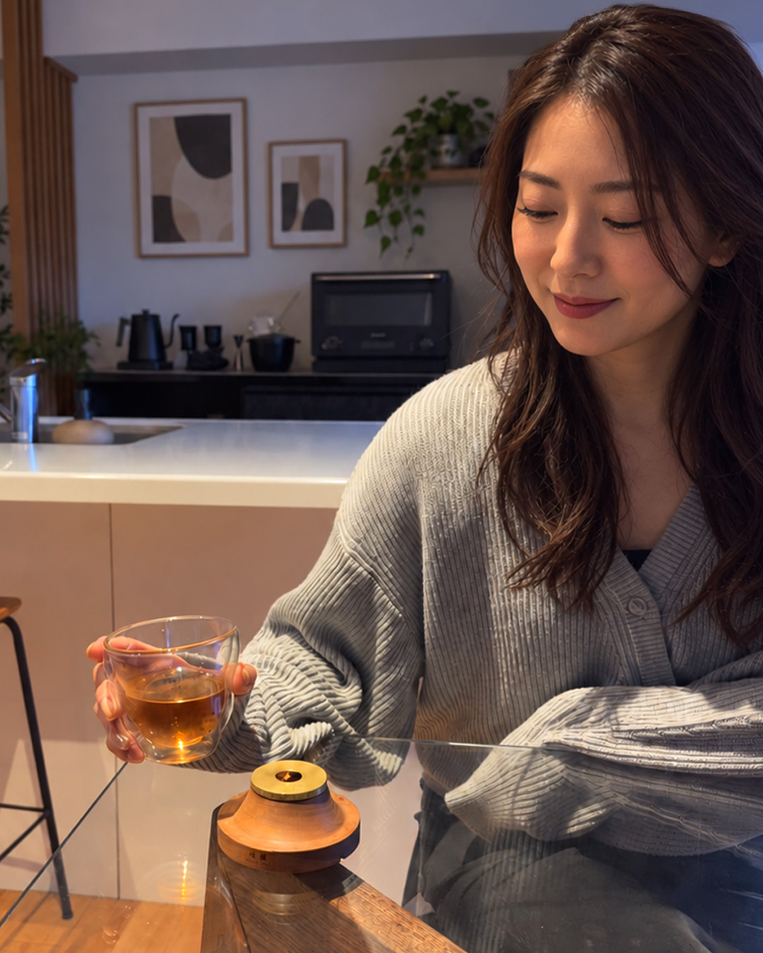 煙の香りをまとった一杯をゆっくりと味わう時間